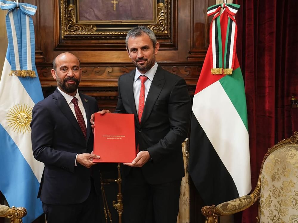 سفير الإمارات يلتقي رئيس مجلس النواب الأرجنتيني 1 سفير الإمارات يلتقي رئيس مجلس النواب الأرجنتيني