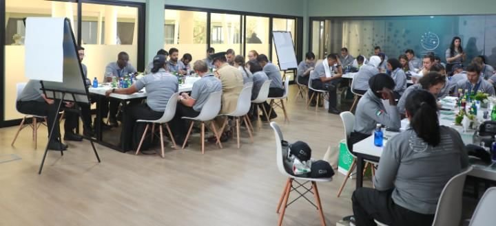 برنامج "القيادات الشابة للإنتربول" يناقش الأفكار الإجرامية الناشئة من عالم الذكاء الاصطناعي 1 برنامج "القيادات الشابة للإنتربول" يناقش الأفكار الإجرامية الناشئة من عالم الذكاء الاصطناعي