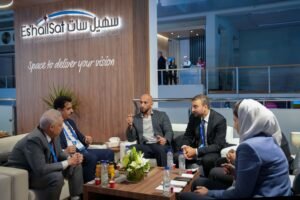 بوفد يترأسه عبد الله بن محمد آل حامد.. "الوطني للإعلام" يشارك في معرض ومؤتمر البث الفضائي الدولي بأمستردام