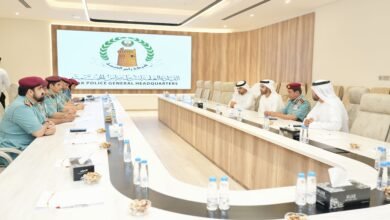 ولي عهد رأس الخيمة يشيد بتكامل منظومة الربط الإلكتروني لقطاع الأمن والعدالة بالإمارة