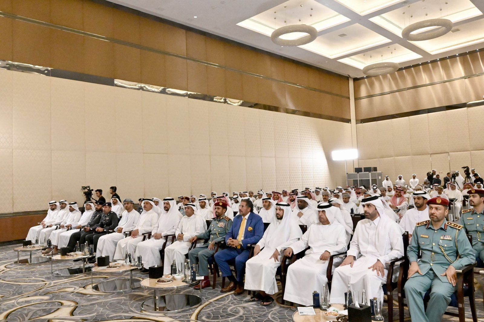 انطلاق ورشة "إعداد الإستراتيجية الخليجية لمكافحة المخدرات 2025 - 2028" في أبوظبي 1 انطلاق ورشة "إعداد الإستراتيجية الخليجية لمكافحة المخدرات 2025 - 2028" في أبوظبي