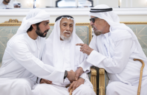 خليفة بن طحنون بن محمد يُقدم واجب العزاء في وفاة زوجة أحمد بن حميد المنصوري