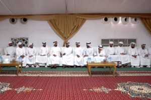 سيف بن زايد يقدم واجب العزاء في شهداء الوطن
