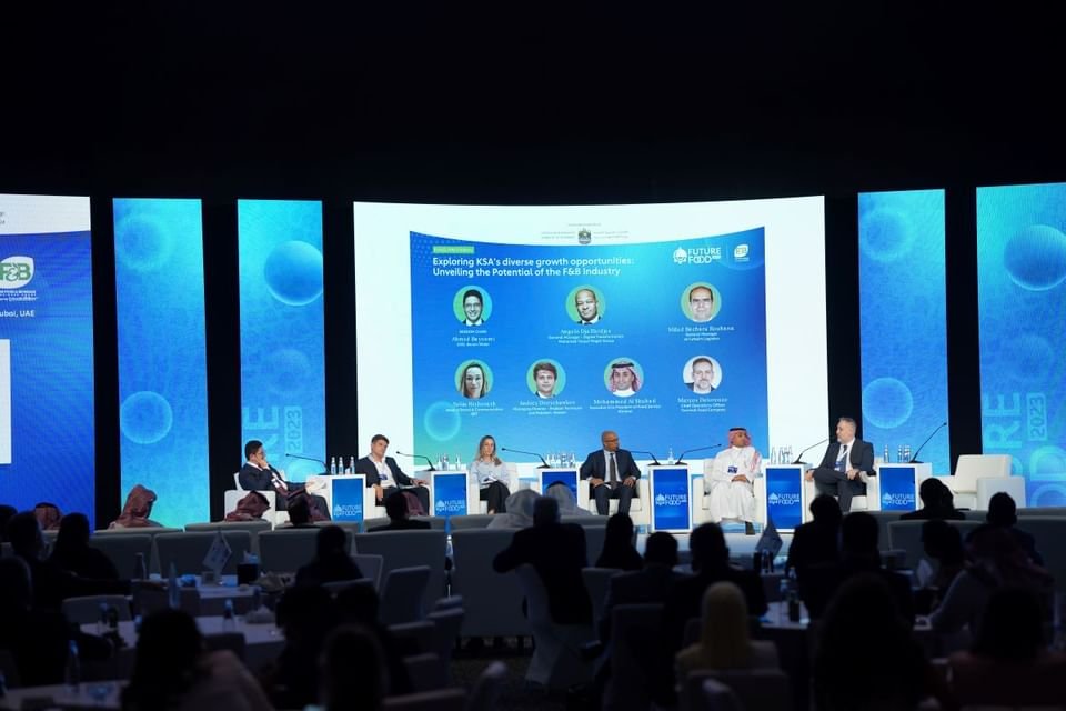 مجموعة مصنعي الأغذية والمشروبات تنظم منتدى مستقبل الصناعات الغذائية 1 مجموعة مصنعي الأغذية والمشروبات تنظم منتدى مستقبل الصناعات الغذائية