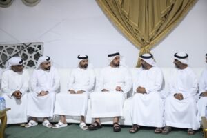 سيف بن زايد يقدم واجب العزاء في شهداء الوطن