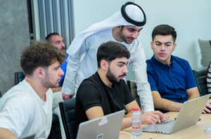 مركز محمد بن راشد للفضاء يستضيف طلابًا من أذربيجان بالتعاون مع وكالة الفضاء الأذربيجانية لخوض تجربة عملية متميزة