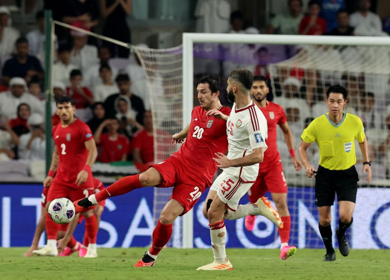 منتخبنا يخسر أمام نظيره الإيراني في تصفيات كأس العالم 1 منتخبنا يخسر أمام نظيره الإيراني في تصفيات كأس العالم