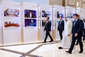 حمدان بن محمد يشهد جانباً من أعمال خلوة التبادل المعرفي الحكومي بين الإمارات وأوزبكستان
