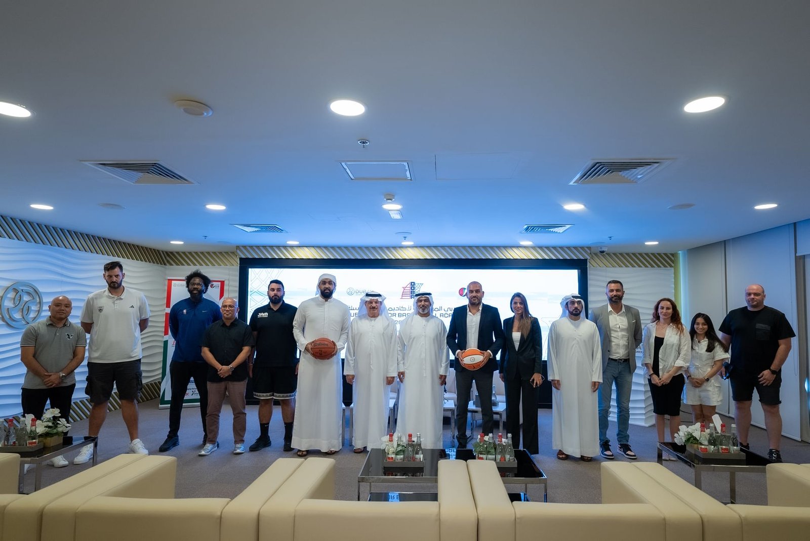 1200 لاعب ولاعبة يشاركون في بطولة دبي المفتوحة لأكاديميات كرة السلة 1 1200 لاعب ولاعبة يشاركون في بطولة دبي المفتوحة لأكاديميات كرة السلة