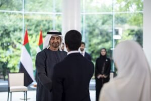 رئيس الدولة يلتقي طلبة الإمارات الدارسين في الولايات المتحدة ورائدي فضاء إماراتيين خريجي برنامج "ناسا"