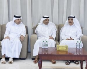 حاكم أم القيوين يتقبل تعازى قنصلي الكويت وقطر فى وفاة الشيخ عبدالله بن أحمد المعلا