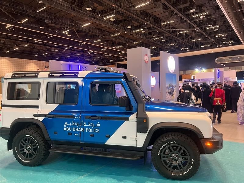 شرطة أبوظبي تعرض أفضل ممارساتها الأمنية بمعرض الصيد والفروسية 1 شرطة أبوظبي تعرض أفضل ممارساتها الأمنية بمعرض الصيد والفروسية