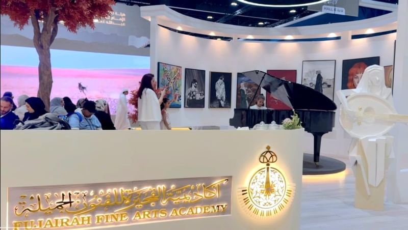 أكاديمية الفجيرة للفنون تبرز إبداعاتها في معرض أبوظبي للصيد والفروسية 1 أكاديمية الفجيرة للفنون تبرز إبداعاتها في معرض أبوظبي للصيد والفروسية