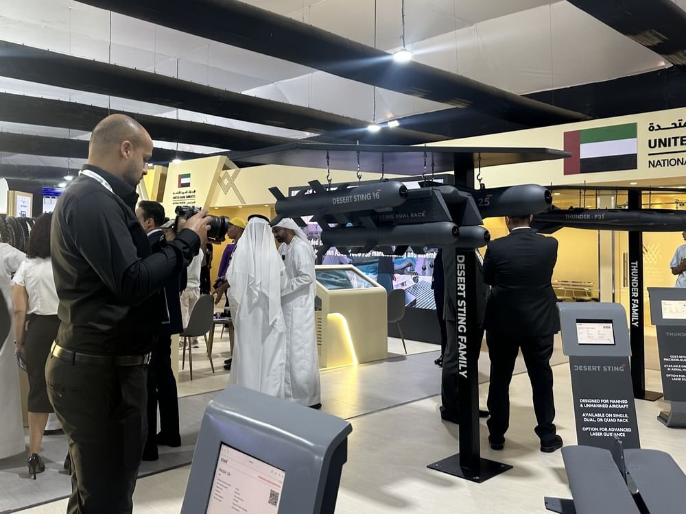 جناح الإمارات يختتم مشاركاته في معرض مصر الدولي للطيران 1 جناح الإمارات يختتم مشاركاته في معرض مصر الدولي للطيران