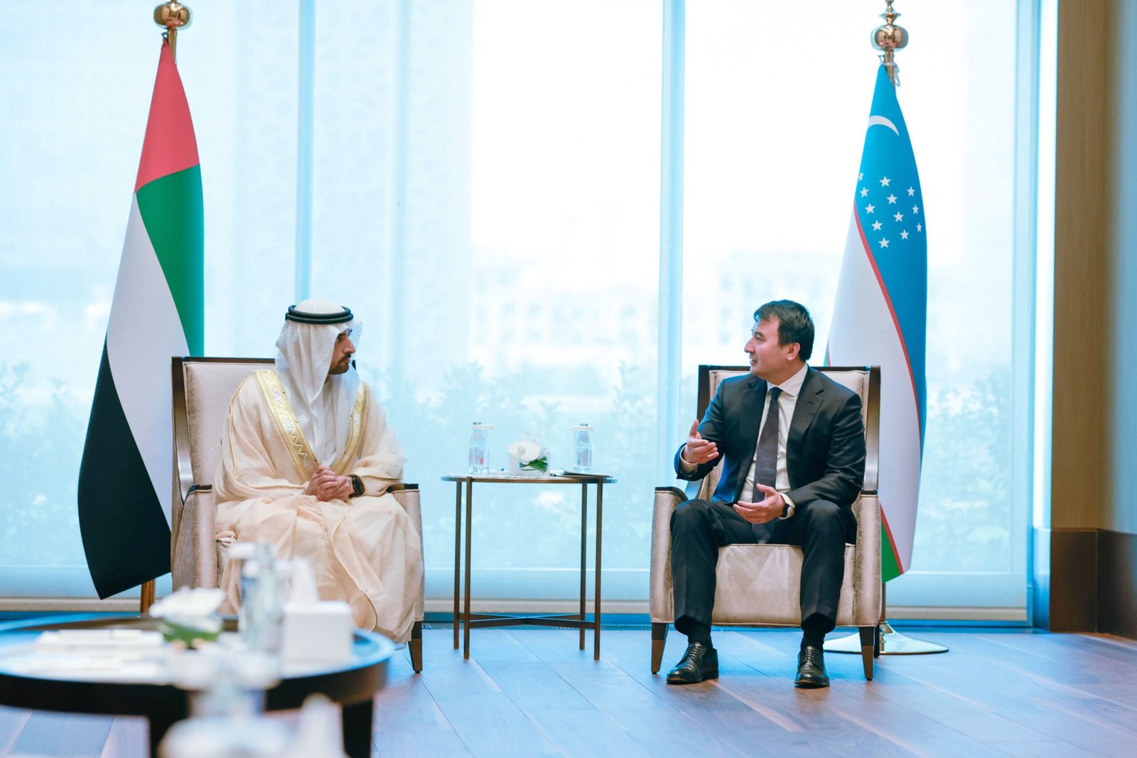 حمدان بن محمد يستعرض مع نائب رئيس وزراء أوزبكستان تطور العلاقات الإماراتية الأوزبكية وسبل تعزيزها 1 حمدان بن محمد يستعرض مع نائب رئيس وزراء أوزبكستان تطور العلاقات الإماراتية الأوزبكية وسبل تعزيزها