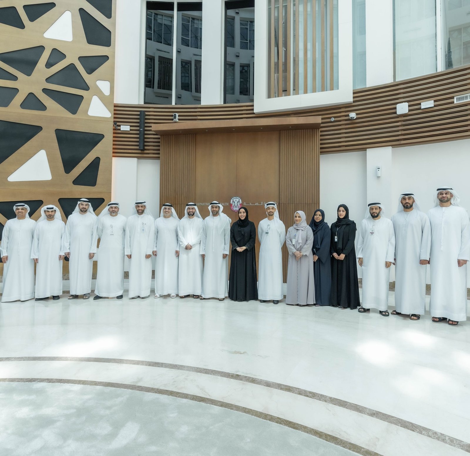 دائرة الصحة تشكل لجنة الأطباء الإماراتيين الاستشارية 1 دائرة الصحة تشكل لجنة الأطباء الإماراتيين الاستشارية
