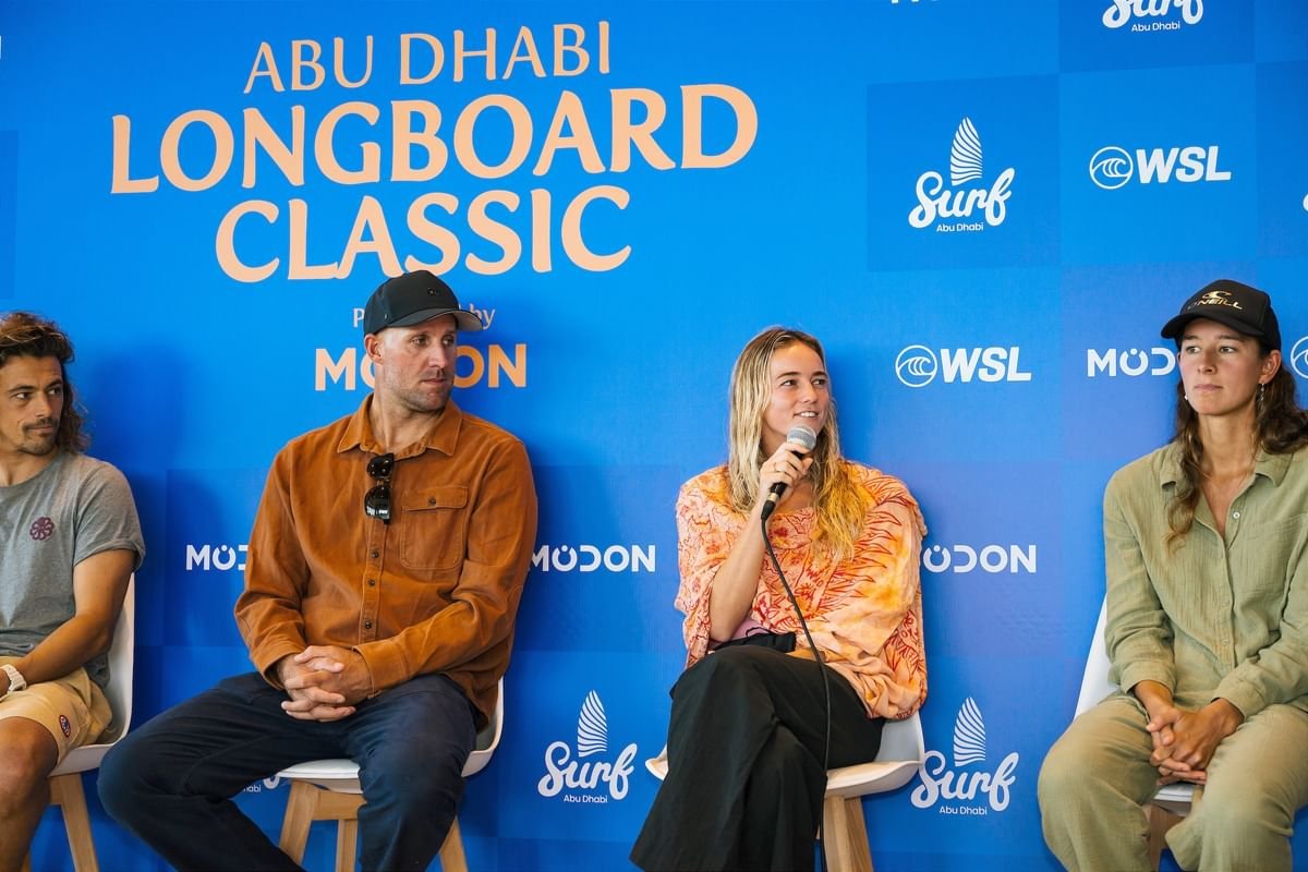" سيرف أبوظبي" يجمع نجوم العالم غدا في جزيرة الحديريات 1 " سيرف أبوظبي" يجمع نجوم العالم غدا في جزيرة الحديريات