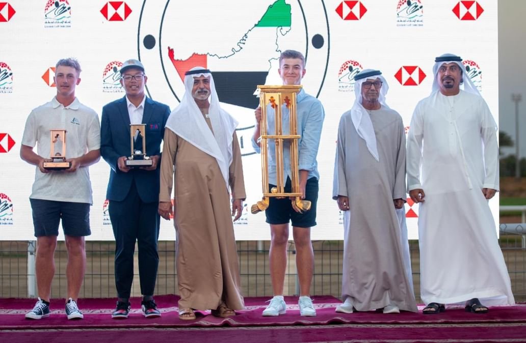 نهيان بن مبارك يتوج الفائزين بكأس الإمارات للجولف 1 نهيان بن مبارك يتوج الفائزين بكأس الإمارات للجولف