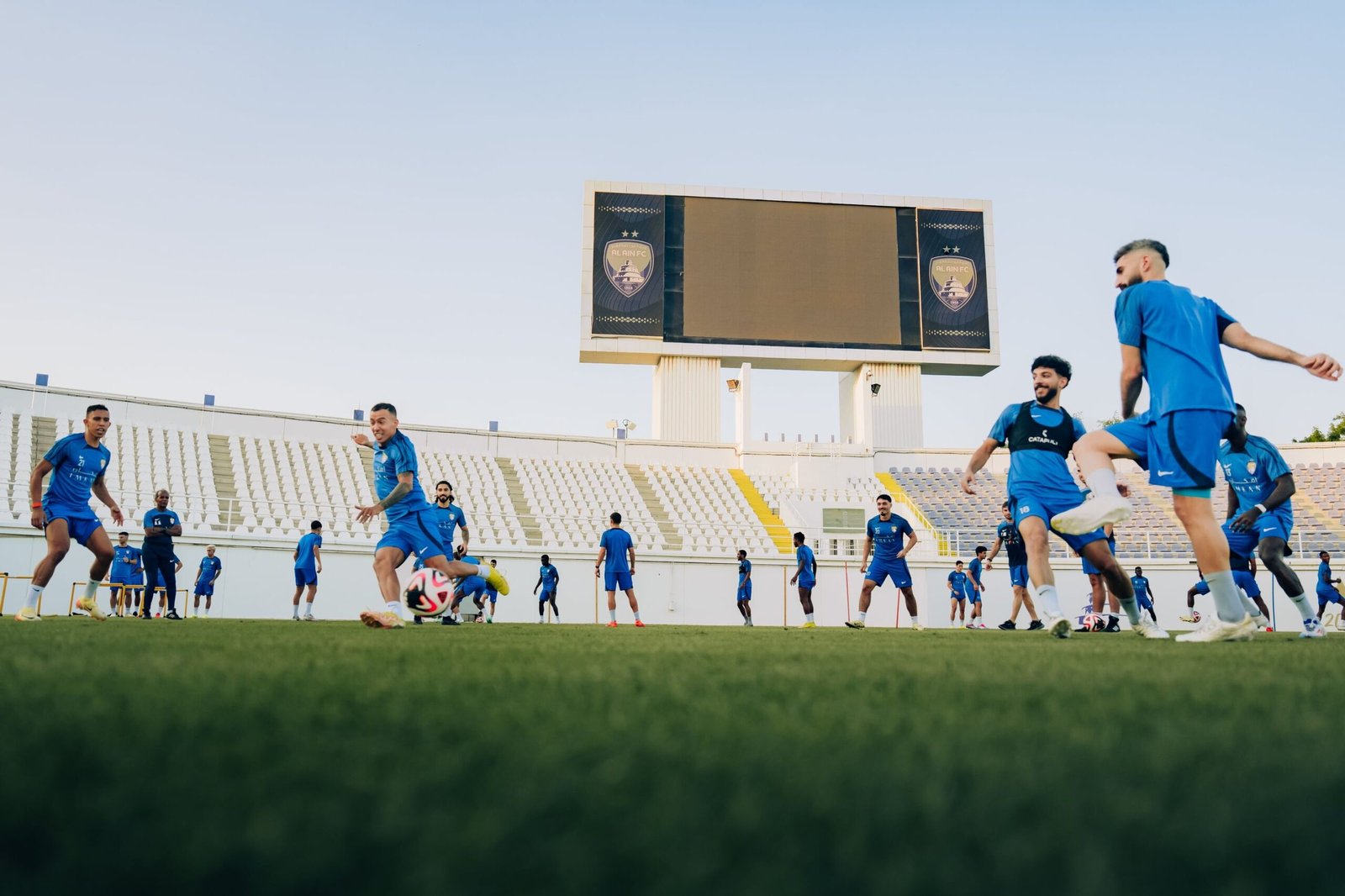 الأهلي المصري يستضيف العين غدا في كأس القارات للأندية بالقاهرة 1 الأهلي المصري يستضيف العين غدا في كأس القارات للأندية بالقاهرة