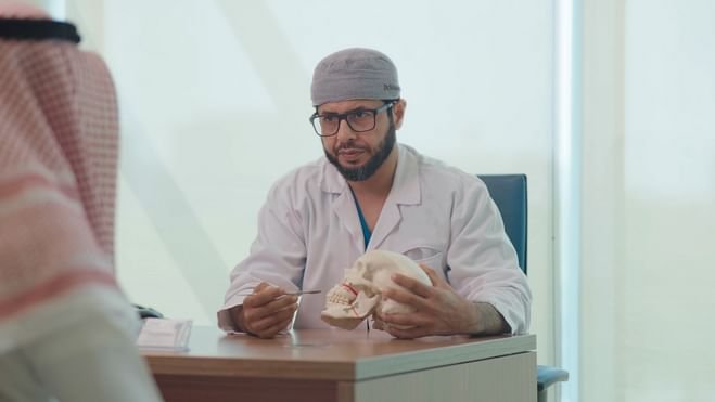 "هيلث بوينت" يعزز خدماته العلاجية بتقديم جراحة الفم والوجه والفكين 1 "هيلث بوينت" يعزز خدماته العلاجية بتقديم جراحة الفم والوجه والفكين