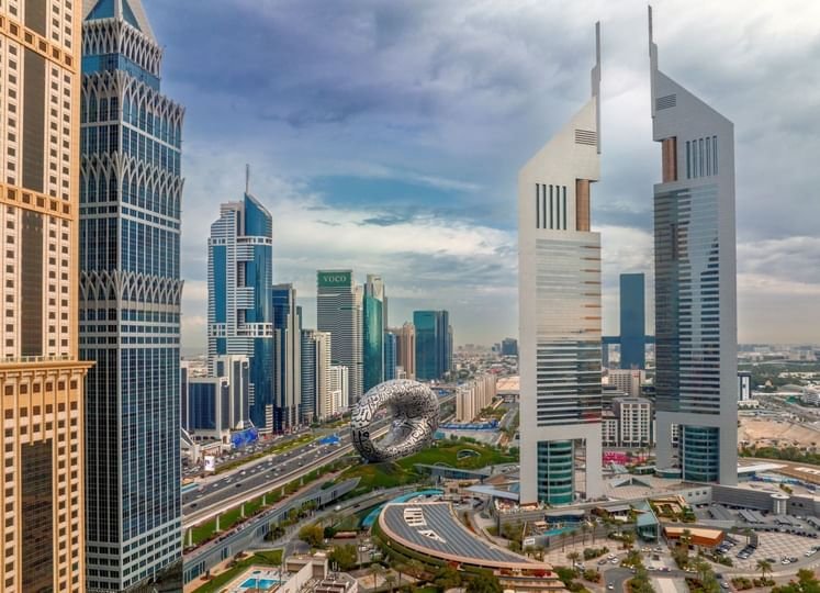 عقارات الإمارات.. فرص استثمارية استثنائية وآمنة وتوقعات متفائلة بالنمو 1 عقارات الإمارات.. فرص استثمارية استثنائية وآمنة وتوقعات متفائلة بالنمو