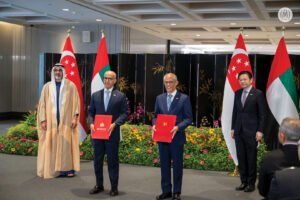 ولي عهد أبوظبي ورئيس وزراء سنغافورة يشهدان تبادل عدد من مذكرات التفاهم