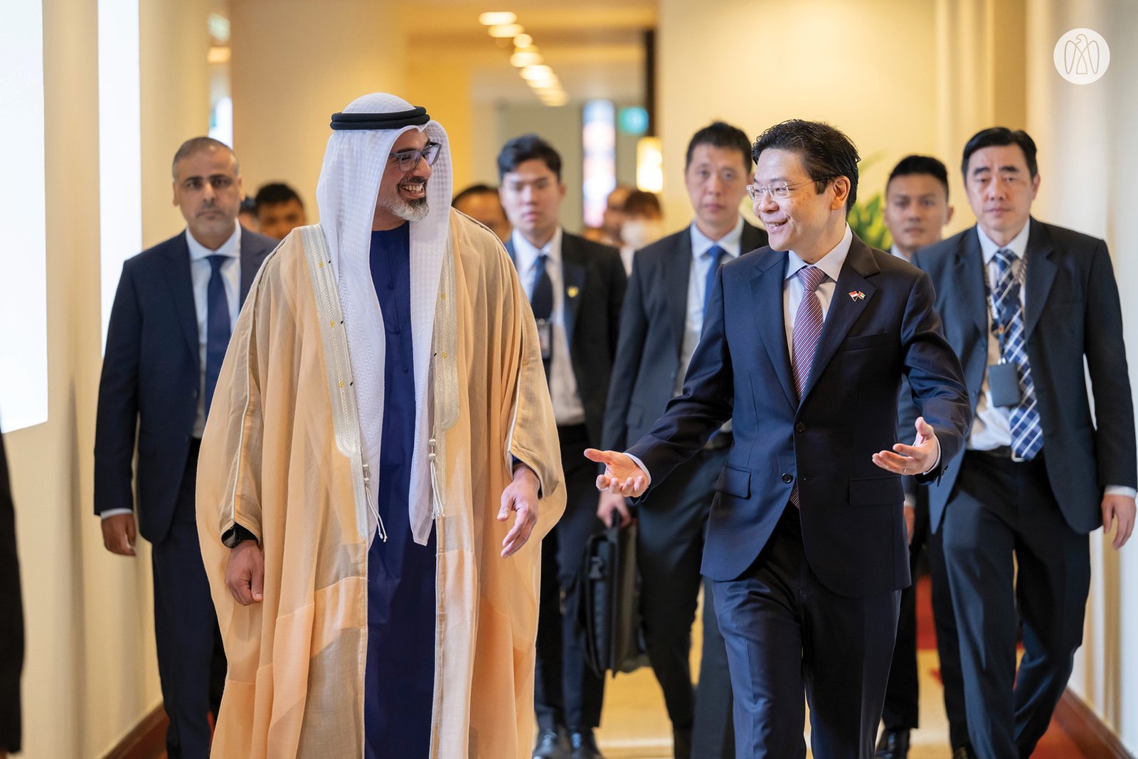 ولي عهد أبوظبي ورئيس وزراء سنغافورة يبحثان سُبل تعزيز العلاقات بين البلدين 1 ولي عهد أبوظبي ورئيس وزراء سنغافورة يبحثان سُبل تعزيز العلاقات بين البلدين