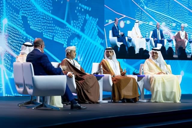 الإمارات تشارك في المنتدى اللوجستي العالمي 2024 بالرياض 1 الإمارات تشارك في المنتدى اللوجستي العالمي 2024 بالرياض