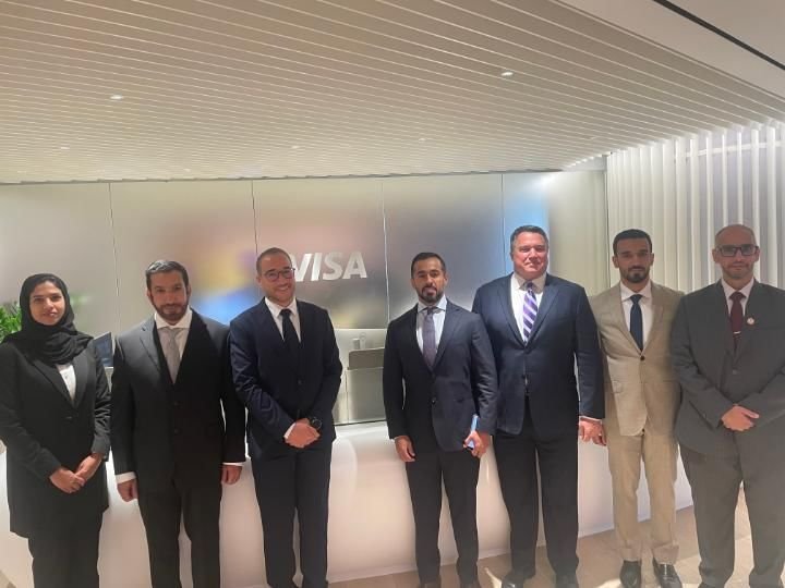 شرطة دبي و “VISA” تبحثان تعزيز التعاون في مكافحة الجرائم المالية 1 شرطة دبي و “VISA” تبحثان تعزيز التعاون في مكافحة الجرائم المالية