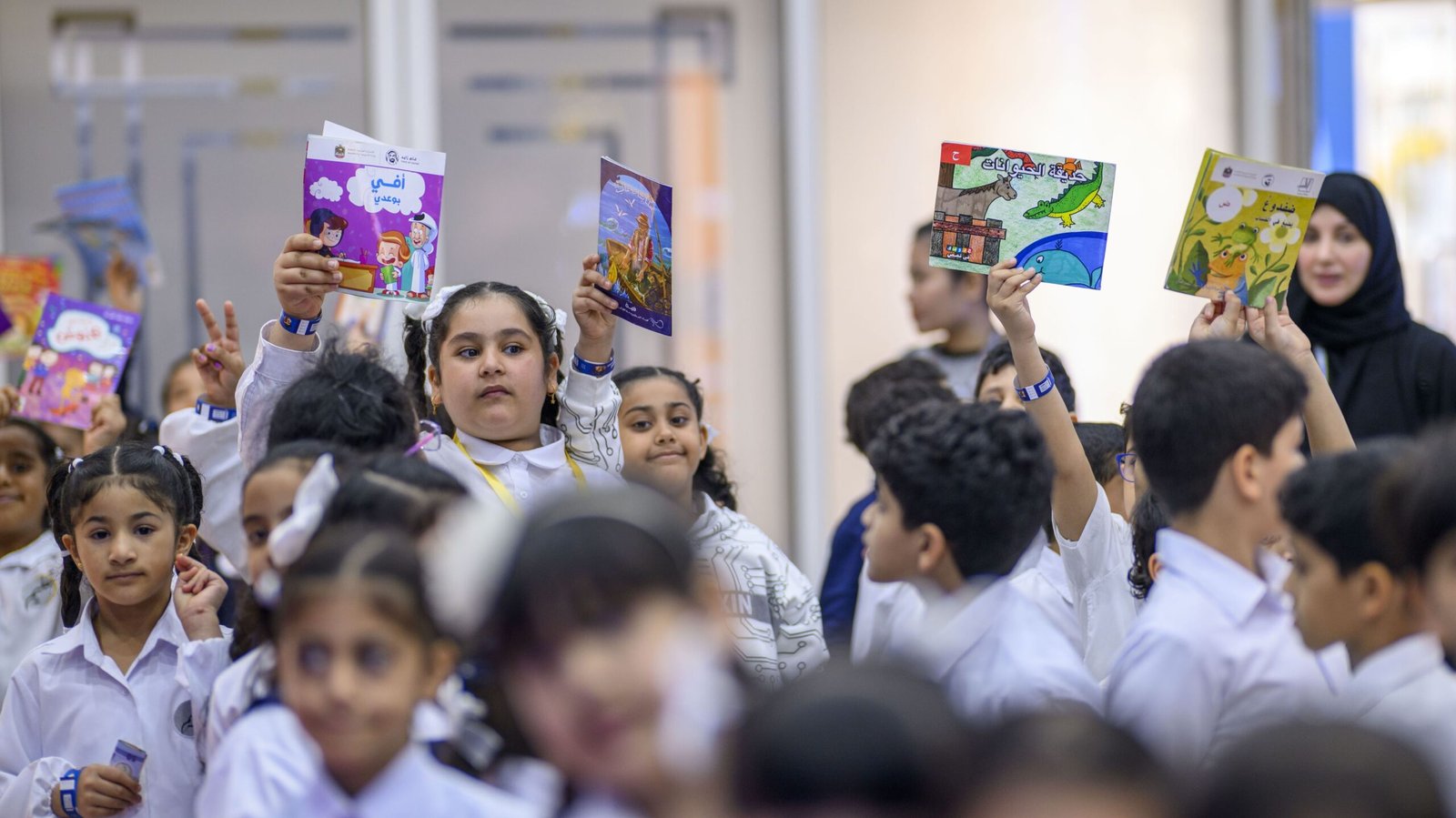 استقطب 10 آلاف زائر.. معرض الفجيرة لكتاب الطفل يختتم فعاليات دورته الأولى 1 استقطب 10 آلاف زائر.. معرض الفجيرة لكتاب الطفل يختتم فعاليات دورته الأولى