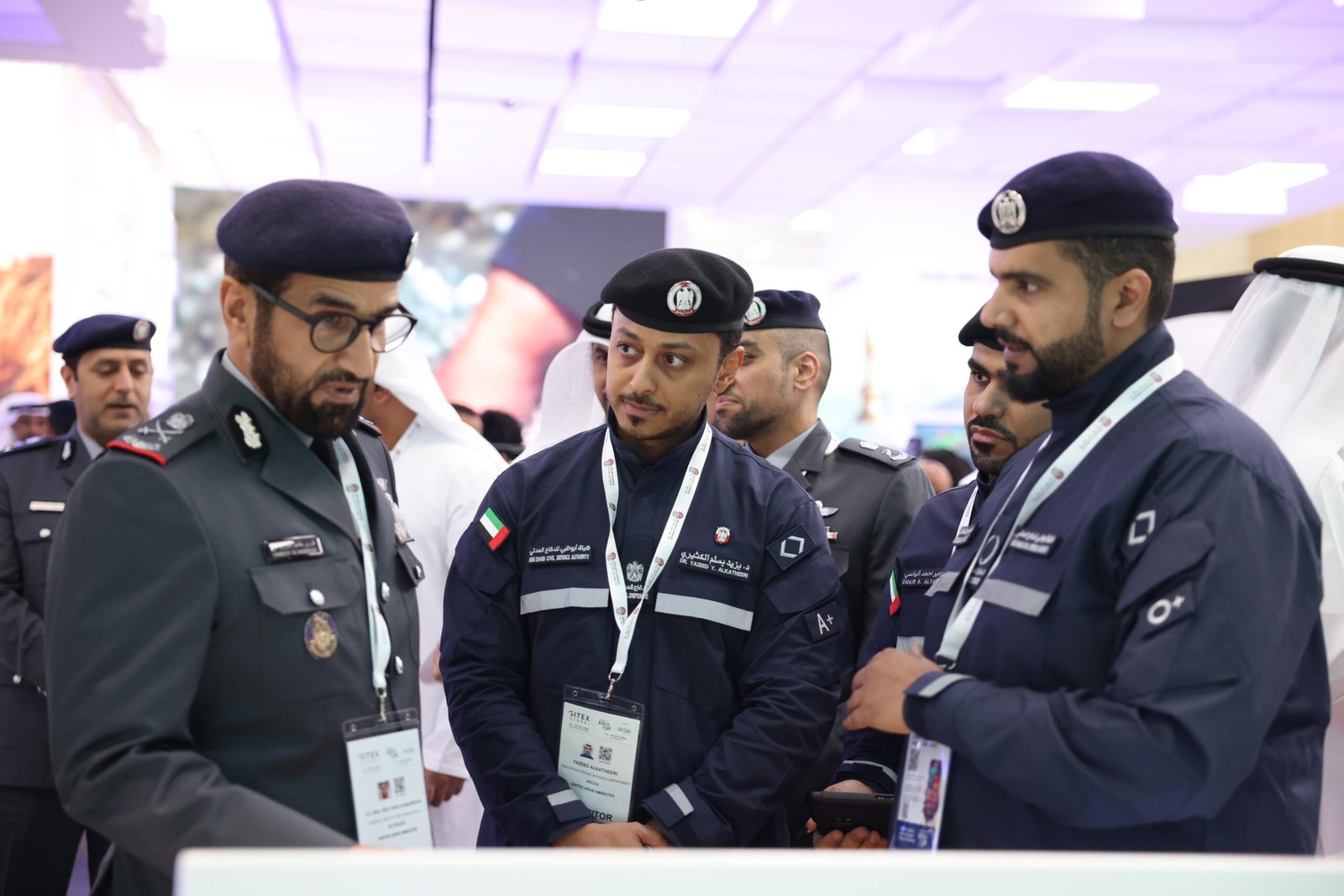 قائد عام شرطة أبوظبي يزور جيتكس 2024 1 قائد عام شرطة أبوظبي يزور جيتكس 2024