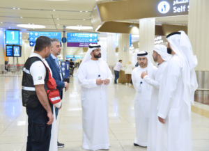 مطارات دبي تحتفي بــ "صُناع اللحظات السعيدة" والتميز في فيديو شيّق يرصد كواليس تجربة سفر استثنائية