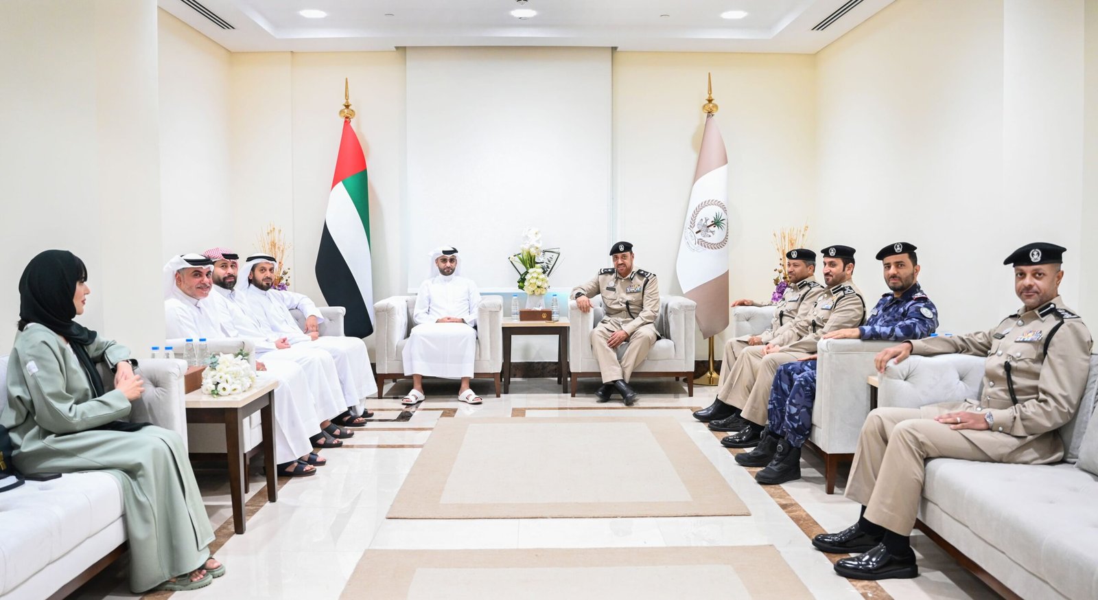 شرطة الشارقة وهيئة تطوير معايير العمل تبحثان التعاون المشترك 1 شرطة الشارقة وهيئة تطوير معايير العمل تبحثان التعاون المشترك