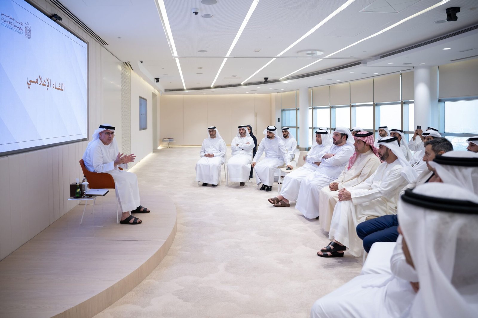عبدالرحمن العور: ملف التوطين حقق نتائج تاريخية بفضل دعم القيادة الرشيدة 1 عبدالرحمن العور: ملف التوطين حقق نتائج تاريخية بفضل دعم القيادة الرشيدة