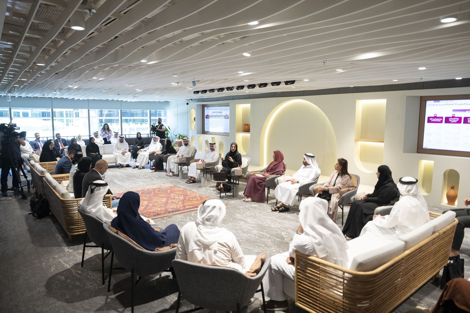 هيئة المعرفة تعلن تفاصيل "استراتيجية التعليم 33" في إمارة دبي 1 هيئة المعرفة تعلن تفاصيل "استراتيجية التعليم 33" في إمارة دبي