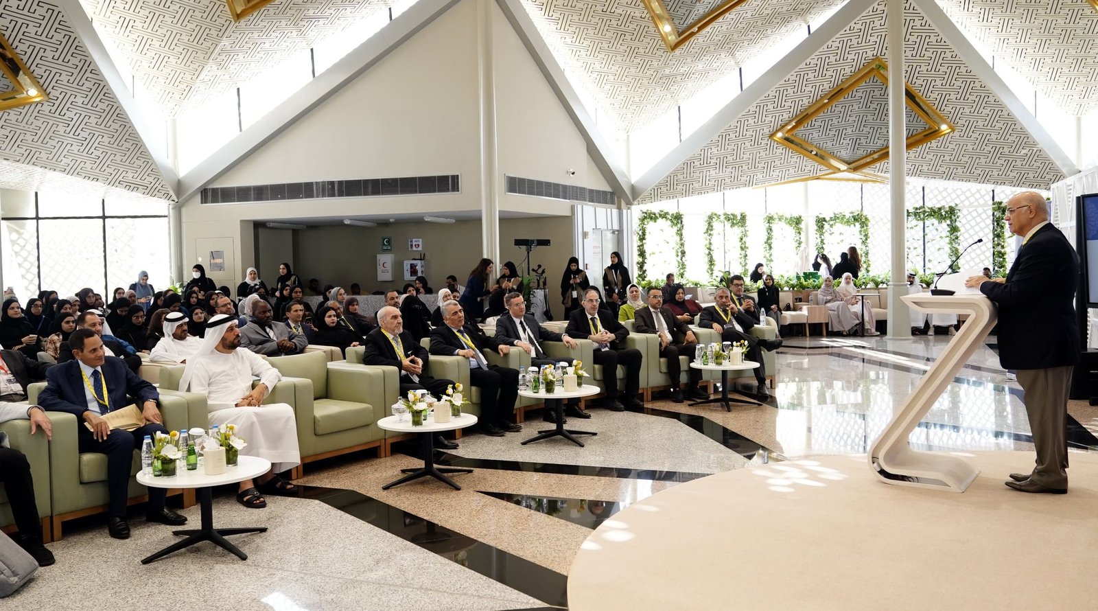 انطلاق مؤتمر الشارقة الدولي الأول في التقنيات الحيوية 1 انطلاق مؤتمر الشارقة الدولي الأول في التقنيات الحيوية