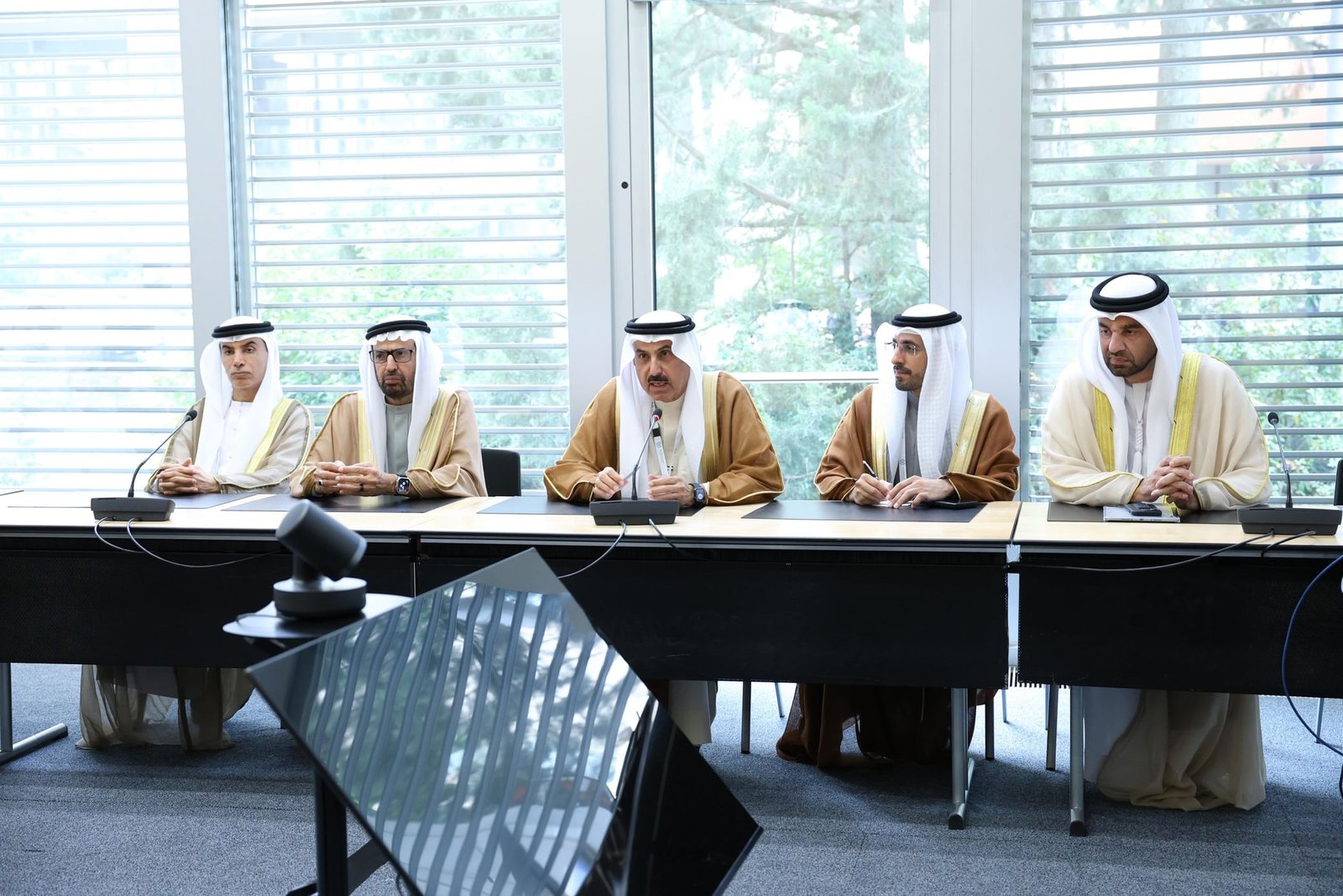 صقر غباش مع رئيس مجلس النواب العراقي بالإنابة تعزيز التعاون البرلماني 1 صقر غباش مع رئيس مجلس النواب العراقي بالإنابة تعزيز التعاون البرلماني