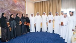 محمد الشرقي يكرّم الفائزين بالدورة الـ6 لبرنامج المتسوق السري بحكومة الفجيرة ويشيد بمستواهم