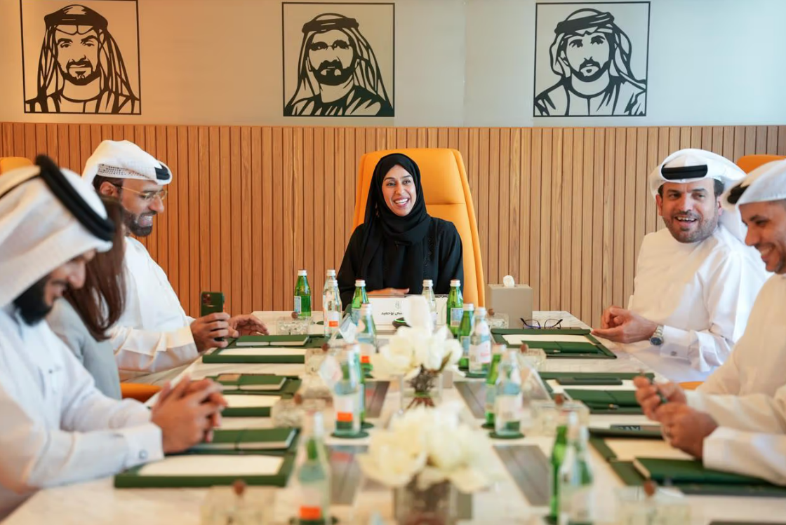 مجلس أمناء مؤسسة دبي للمساهمات المجتمعية يستعرض أطر تحقيق أهدافها في ترسيخ العمل المجتمعي وتعزيز دور القطاع الخاص 1 مجلس أمناء مؤسسة دبي للمساهمات المجتمعية يستعرض أطر تحقيق أهدافها في ترسيخ العمل المجتمعي وتعزيز دور القطاع الخاص