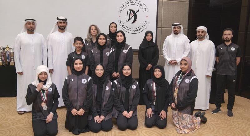 أبوظبي للقوس والسهم ينظم 3 مهرجانات ويعتمد تسجيل 40 لاعباً ولاعبة 1 أبوظبي للقوس والسهم ينظم 3 مهرجانات ويعتمد تسجيل 40 لاعباً ولاعبة