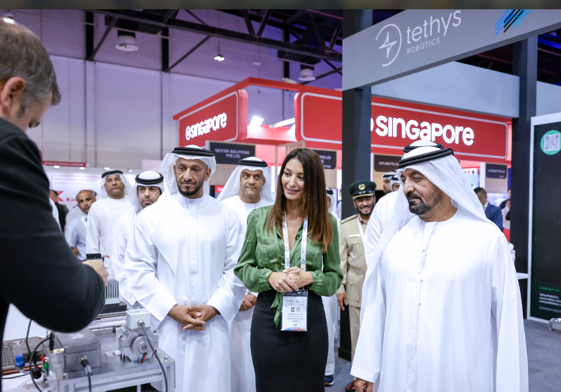 أحمد بن سعيد يفتتح "جيتكس جلوبال 2024 " بمشاركة 6500 عارض و1800 شركة ناشئة و1200 مستثمر من 180 دولة 1 أحمد بن سعيد يفتتح "جيتكس جلوبال 2024 " بمشاركة 6500 عارض و1800 شركة ناشئة و1200 مستثمر من 180 دولة