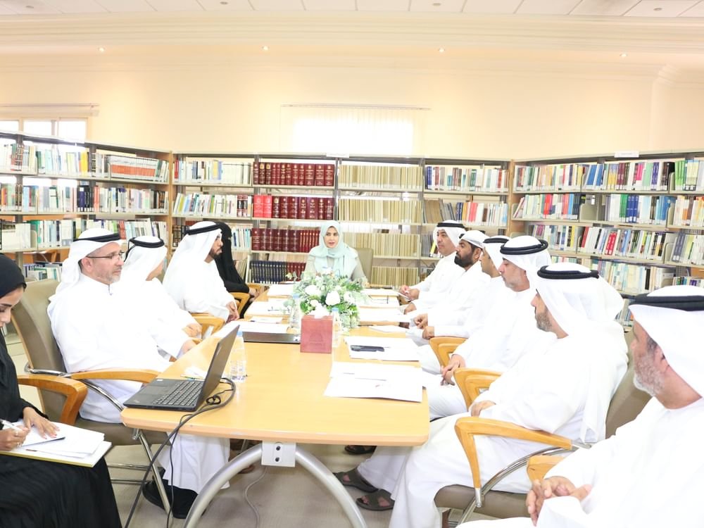 لجنة بـ "استشاري الشارقة " تناقش مشروع قانون تنظيم دائرة الشارقة الرقمية 1 لجنة بـ "استشاري الشارقة " تناقش مشروع قانون تنظيم دائرة الشارقة الرقمية