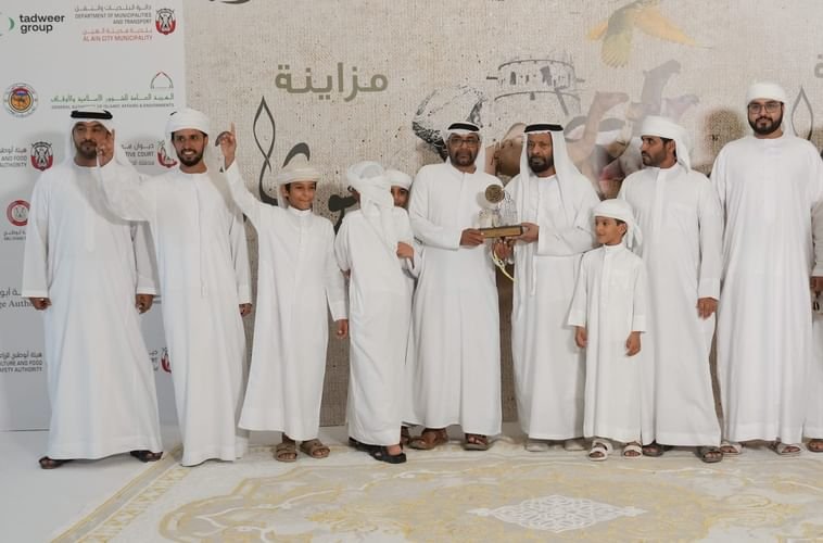 منافسات قوية في مزاينة سويحان بمهرجان الظفرة وتتويج الفائزين 1 منافسات قوية في مزاينة سويحان بمهرجان الظفرة وتتويج الفائزين