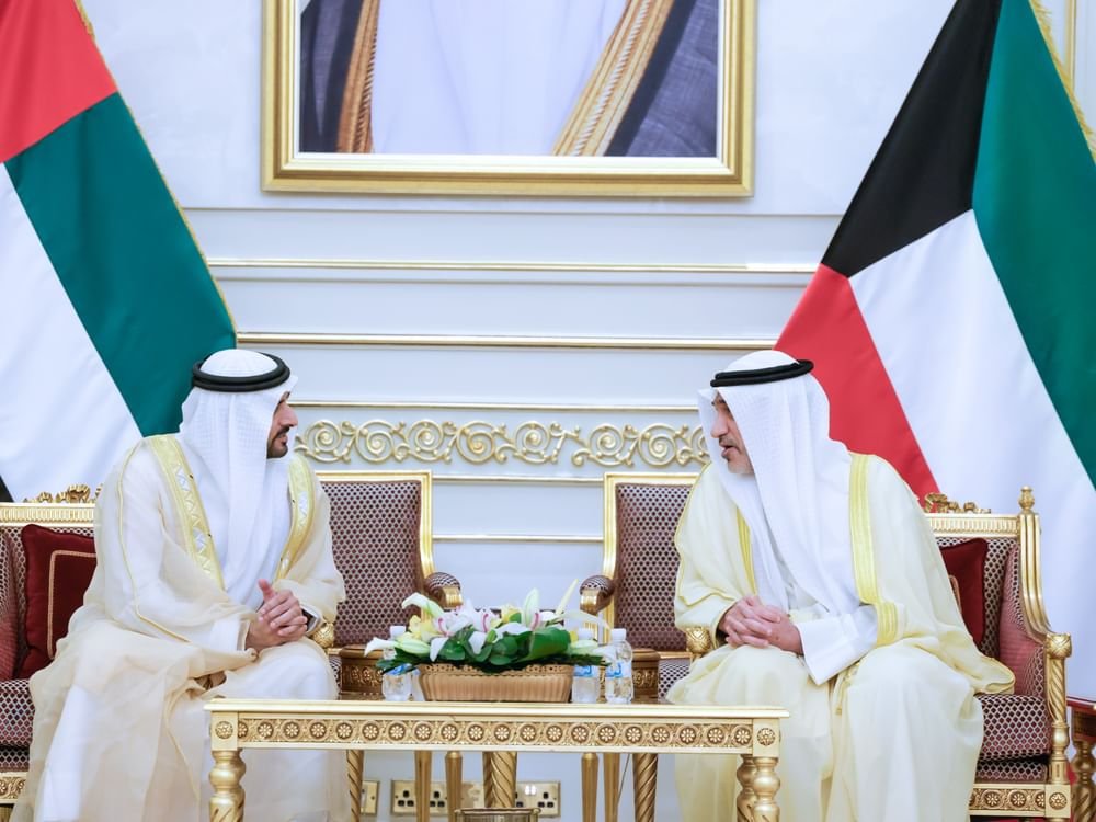 حمدان بن محمد يبحث مع فهد يوسف الصباح سبل تعزيز العلاقات الأخوية بين الإمارات والكويت 1 حمدان بن محمد يبحث مع فهد يوسف الصباح سبل تعزيز العلاقات الأخوية بين الإمارات والكويت