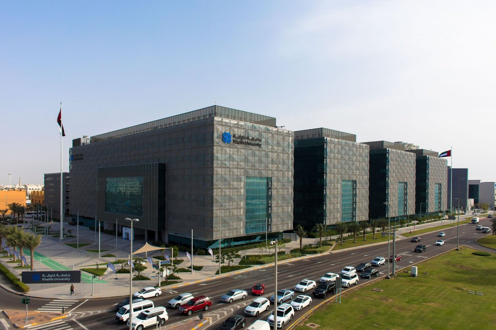 جامعة خليفة و "ليفيديان" البريطانية يتعاونان بمجال إزالة الكربون وإنتاج الغرافين عالي الجودة 1 جامعة خليفة و "ليفيديان" البريطانية يتعاونان بمجال إزالة الكربون وإنتاج الغرافين عالي الجودة