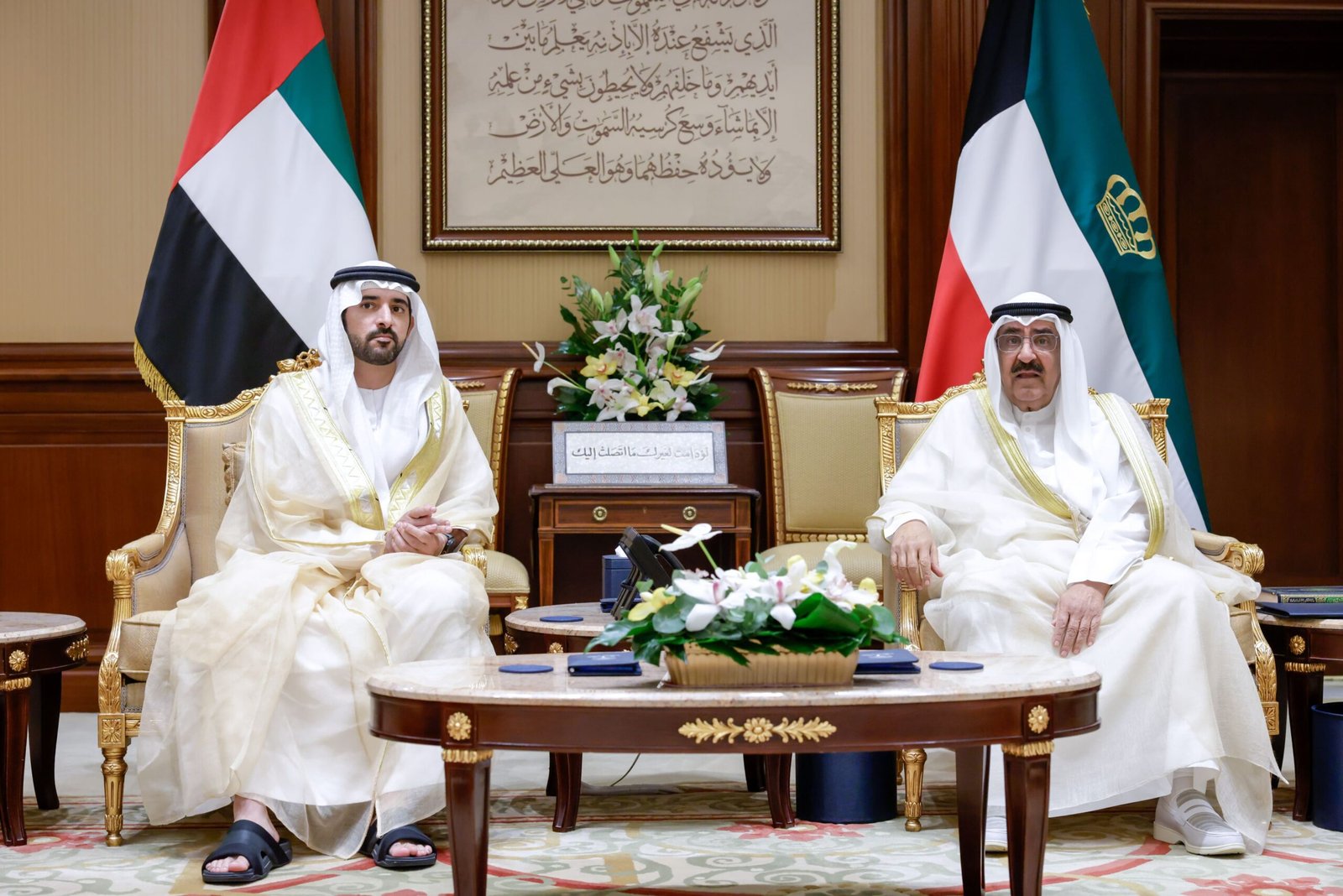 أمير الكويت يستقبل حمدان بن محمد ويستعرض معه تطور العلاقات الثنائية ومستقبل الشراكة الاستراتيجية بين البلدين 1 أمير الكويت يستقبل حمدان بن محمد ويستعرض معه تطور العلاقات الثنائية ومستقبل الشراكة الاستراتيجية بين البلدين
