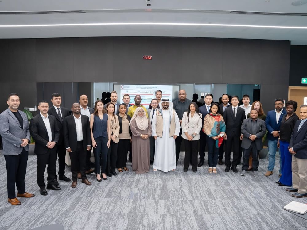 البرنامج الدولي للمدراء الحكوميين ينظم زيارات ميدانية لمنتسبي دورته الثانية إلى عدد من الهيئات والمؤسسات الوطنية 1 البرنامج الدولي للمدراء الحكوميين ينظم زيارات ميدانية لمنتسبي دورته الثانية إلى عدد من الهيئات والمؤسسات الوطنية
