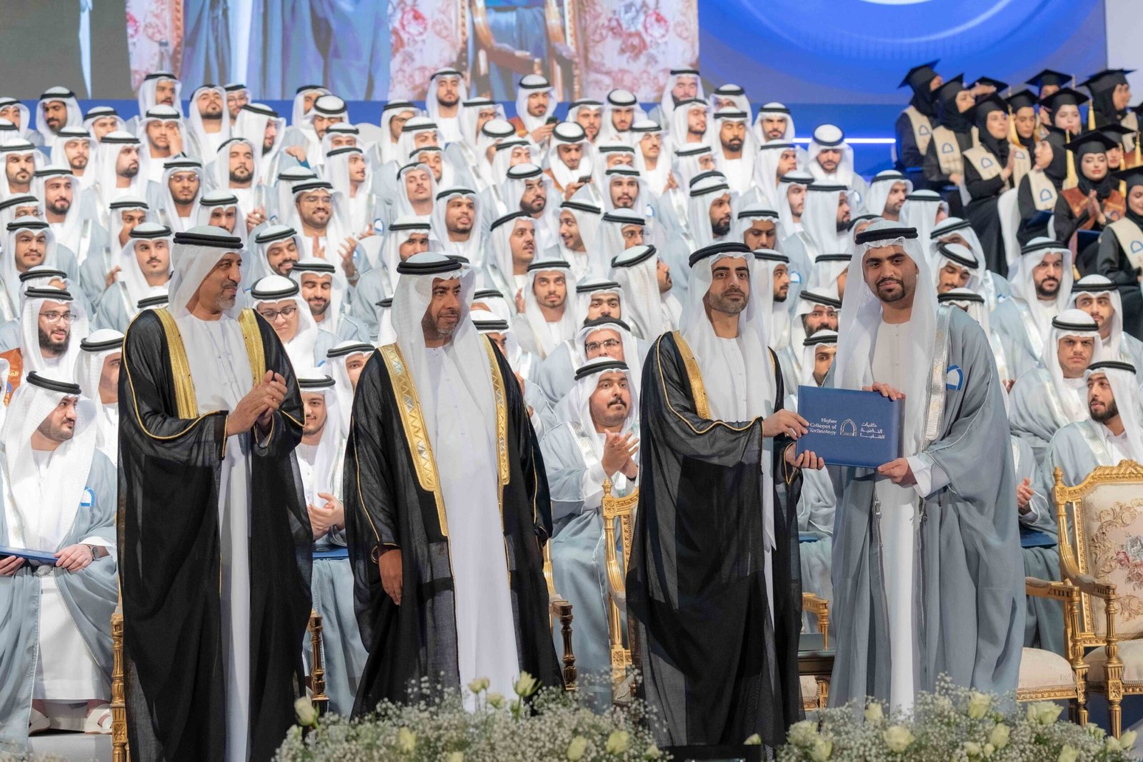 سالم بن عبدالرحمن القاسمي يشهد تخريج طلبة كليات التقنية العليا بالشارقة 1 سالم بن عبدالرحمن القاسمي يشهد تخريج طلبة كليات التقنية العليا بالشارقة