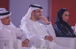 سلطان بن أحمد القاسمي يشهد لقاء بودكاست "أسمار" في معرض الشارقة الدولي للكتاب