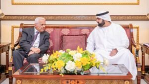 محمد الشرقي يلتقي نخبةً من الفلاسفة العرب والأجانب المشاركين بمؤتمر الفجيرة الدولي للفلسفة